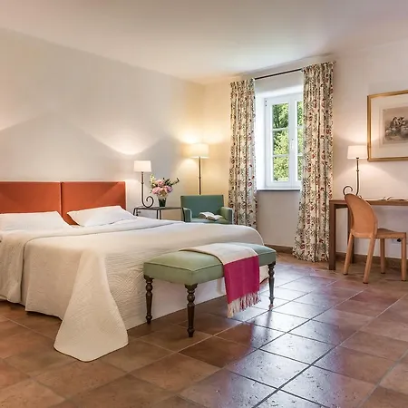 فندق Burg Heimerzheim 3*