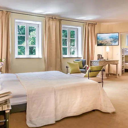 Burg Heimerzheim 3* Swisttal