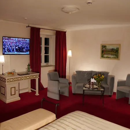 Burg Heimerzheim فندق Swisttal